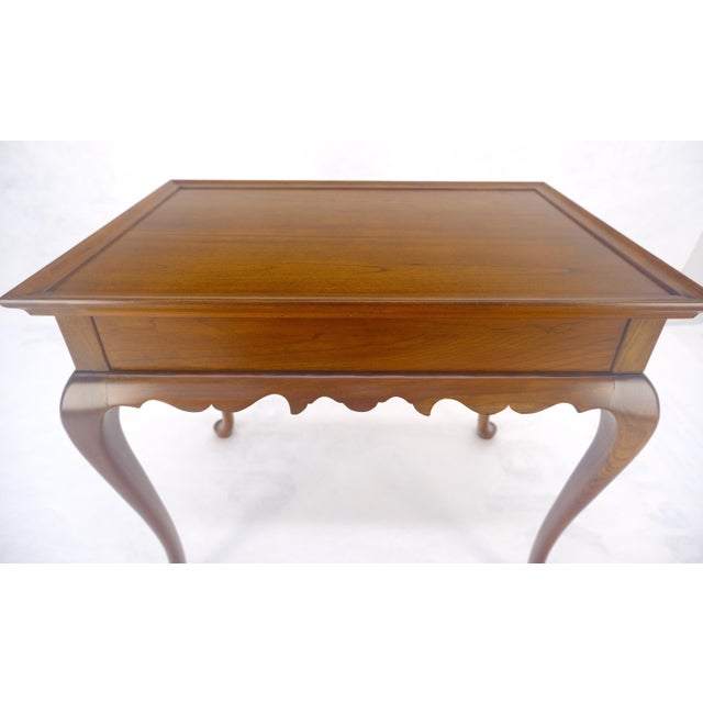 Wood Queen Ann Solid Mahogany Pull Out Trays Gallery Top Side End Table MINT For Sale - Image 7 of 9