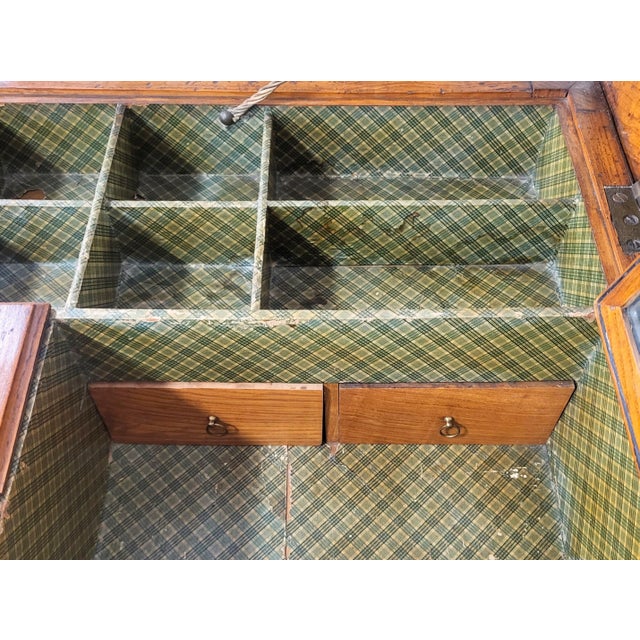Early 19th C Continental Walnut Lift Top Lady’s Desk Vanity Table For Sale - Image 18 of 18