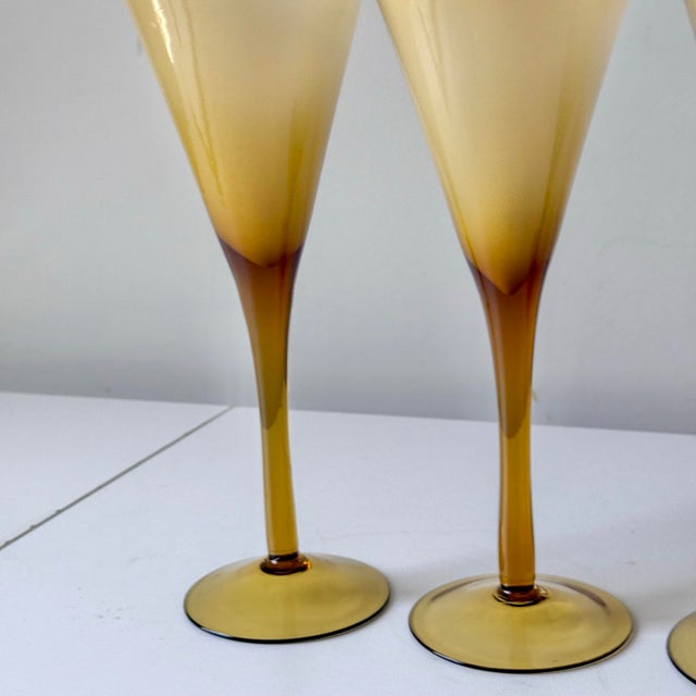 Cased Glass Champagne Coupes in the Manner of Carlo Moretti: Set of Four For Sale In Charleston - Image 6 of 7