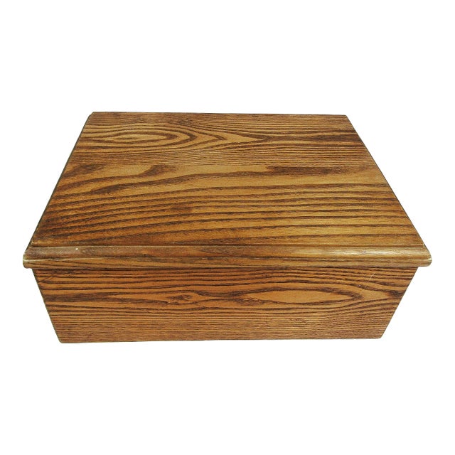 1970s Vintage Large Oak Wood Jewelry Storage Keepsake Box For Sale