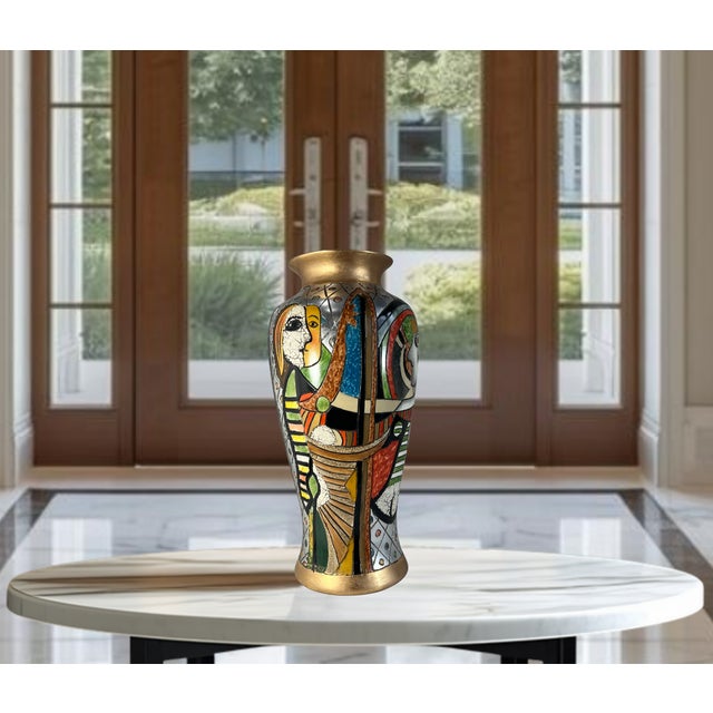 Gold 19 In. Tall Vintage Alexander Kalifano Picasso Inspired Vase Two Distinct Abstract Human Profiles. For Sale - Image 8 of 17