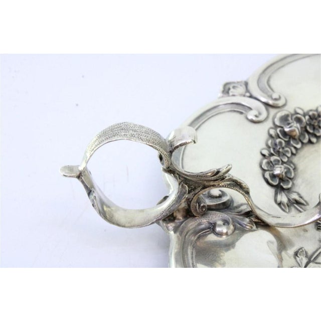 Silver Paddle with Floral Motifs and Acanthus Leaf-Shaped Handle Applications For Sale - Image 5 of 8