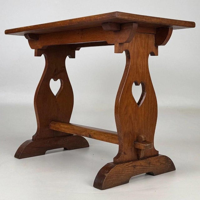 Wood Antique Early 20th Century English Arts & Crafts Golden Oak Coffee Table For Sale - Image 7 of 11