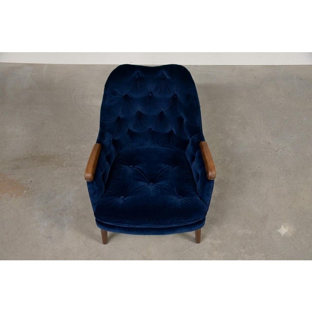 1960s Refinished Petite Walnut Blue Velvet Lounge Chair by Adrian Pearsall For Sale - Image 5 of 7