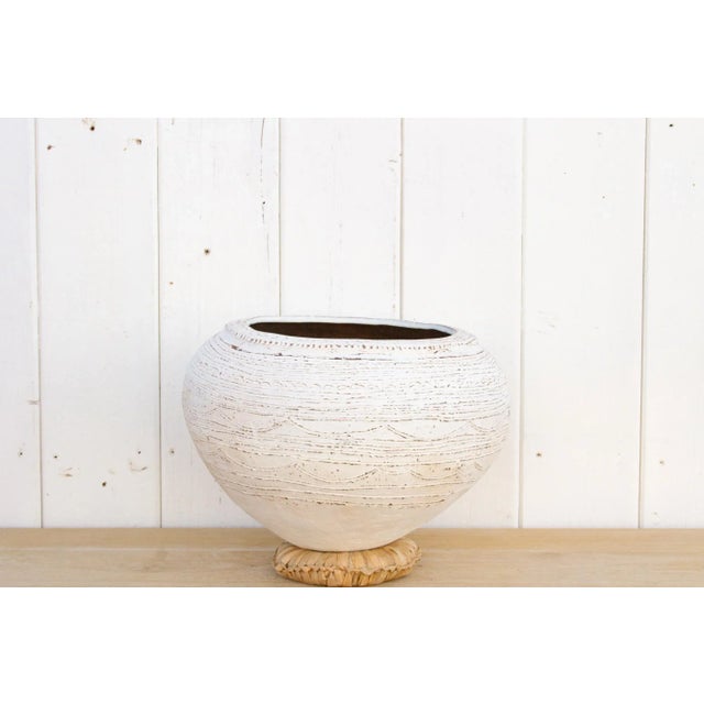 Antique African Terracotta White Nupe Pot For Sale - Image 4 of 9