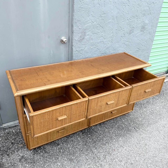 Vintage Boho Chic Rattan and Wicker Dresser - 7 Drawers For Sale - Image 4 of 9