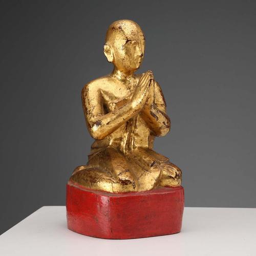 Worshipper in Carved Gilded Wood For Sale - Image 9 of 9