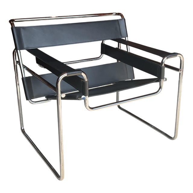 Mid-Century B3 Wassily Armchair by Marcel Breuer for Knoll Inc / Knoll International For Sale
