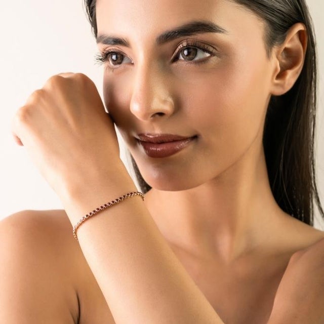 Antique Edwardian Ruby Rivière Bracelet in 14k Yellow Gold- 7 Inches For Sale In New York - Image 6 of 14