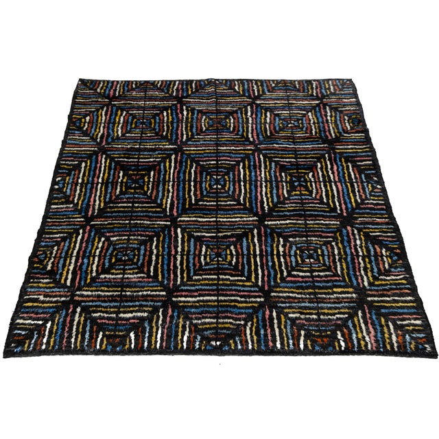 Modern Moroccan Style Hand-Knotted Wool Rug With Abstract Geometric Concentric For Sale - Image 4 of 12
