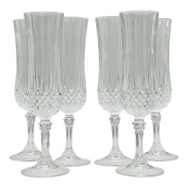 Example of Cristal d' Arques Champagne Flutes