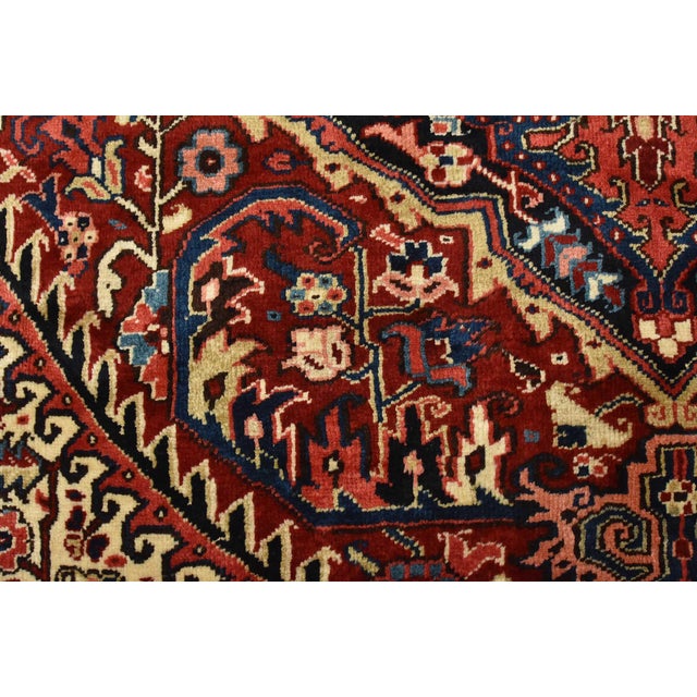 Heriz Rug 8' X 11'1'' Red Wool Vintage Traditional Hand-Knotted Oriental Carpet For Sale - Image 11 of 15
