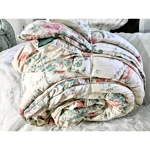 1980s Vintage Ralph Lauren Villandry Floral Urn King Comforter Cover Cotton Sateen 450 Tc 92” X 107” For Sale - Image 5 of 12