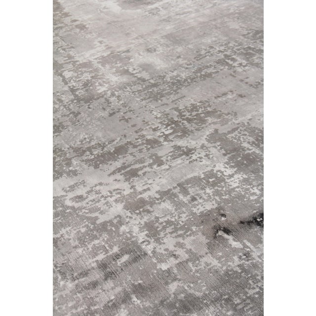 Contemporary Bridgewater Hand loom Bamboo Silk Gray Ivory Multi Rug - 10'x14' For Sale - Image 3 of 9
