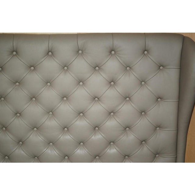 Emperor Maestro Chesterfield Bed Frame in Tufted Leather from Roche Bobois For Sale - Image 6 of 18