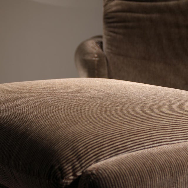 Set of Maralunga Lounge Chair and Ottoman by Vico Magistretti for Cassina, Italy, 1973 For Sale - Image 12 of 18