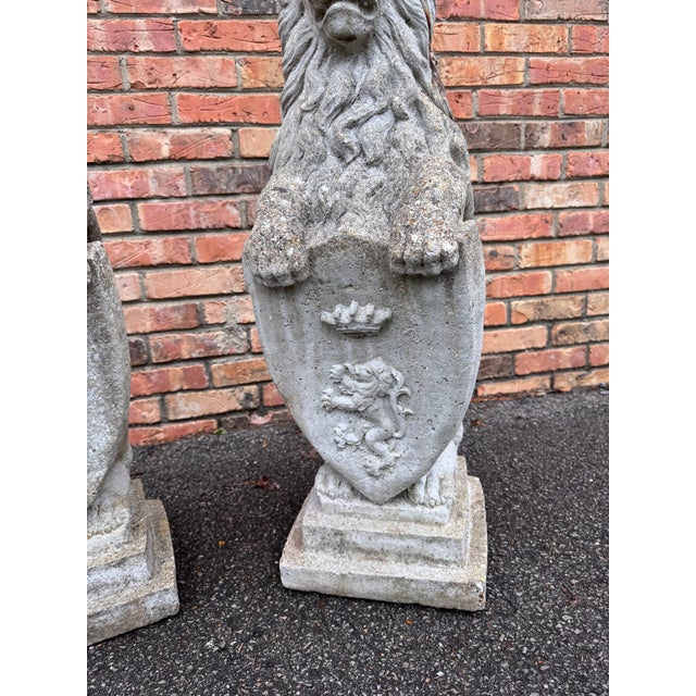 1920s Vintage Pair English Cast Stone Lions With Heraldic Shield Statues For Sale - Image 5 of 10