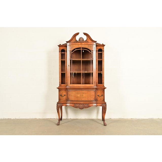 An exceptional antique Chippendale or Georgian style breakfront bookcase cabinet or dining cabinet By Berkey & Gay USA,...