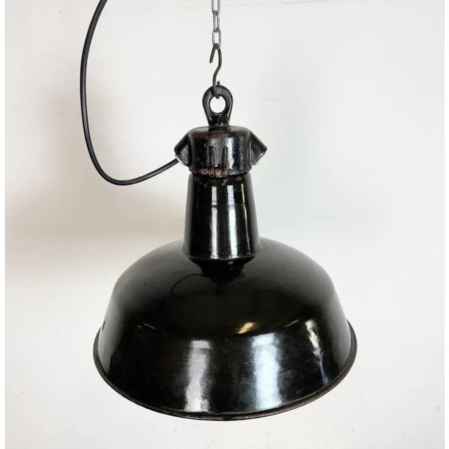 Paint Industrial Black Enamel Factory Lamp with Cast Iron Top from Elektrosvit, 1950s For Sale - Image 7 of 18