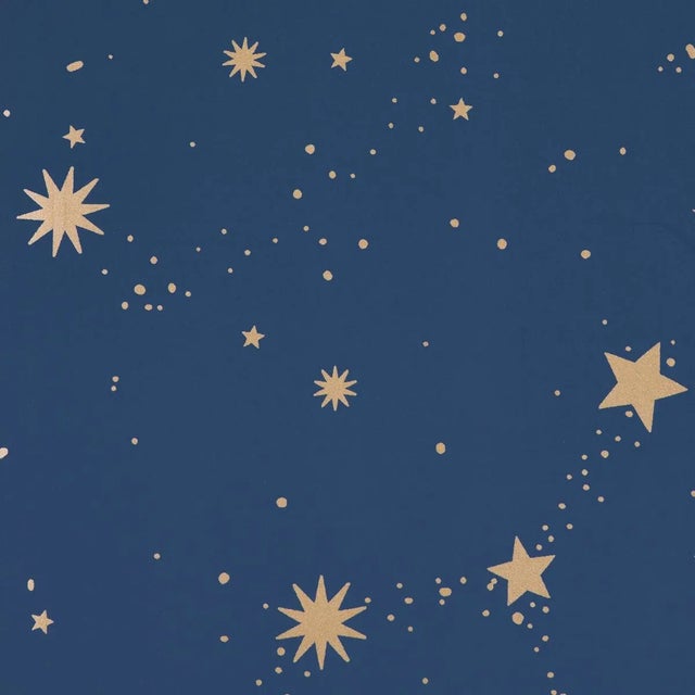 Children's Sample - Schumacher x Marie-Chantal Scattered Stars Wallpaper in Night For Sale - Image 3 of 4