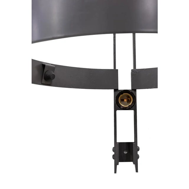 Apply iron industry in matt black with a light. European Plug (up to 250V).The wiring of this item may be original and...