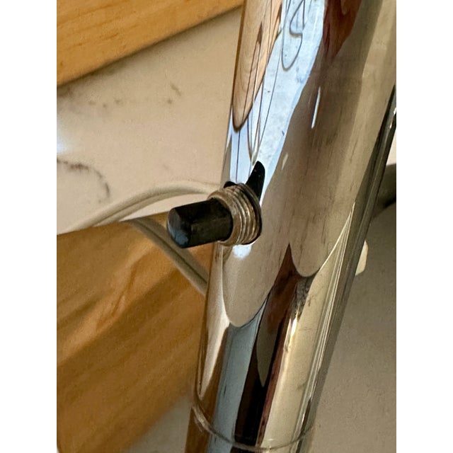Mid-Century Modern Walter Von Nessen Swing-Arm Desk Lamp (Model 62, Signed Bronx Ny). For Sale In Los Angeles - Image 6 of 10