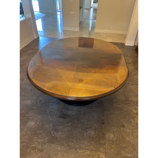 Brown 1990s Handcrafted Mahogany Dining Collection for 12 | Expandable Oval Table For Sale - Image 8 of 8