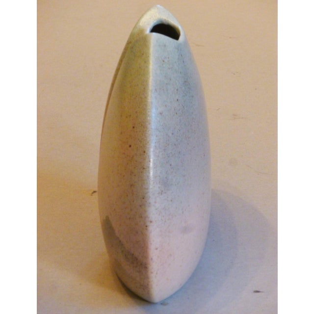 Lentil-Shaped Porcelain Vase from Virebent, 1970s-1980s For Sale - Image 3 of 6