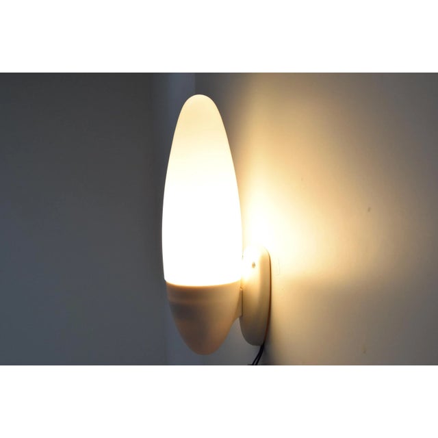 Mid-Century Bakelite Wall Lamp, 1960s For Sale - Image 10 of 13