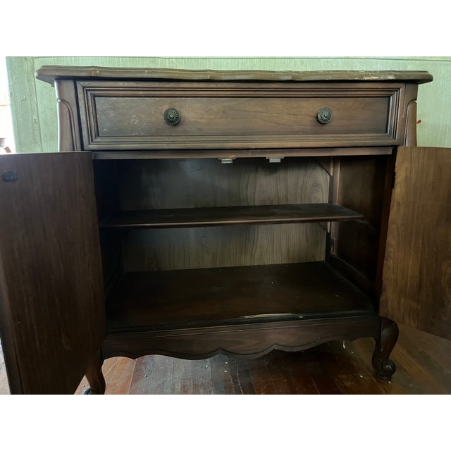 French Provincial French Provincial Style Buffet Sideboard — Carved Door Panels, Ornate Brass Pulls, Silverware Drawer For Sale - Image 3 of 15