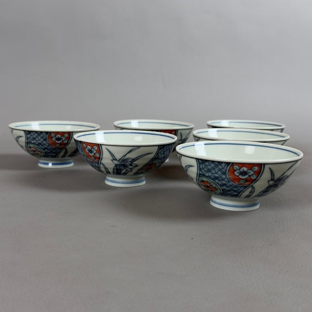 Antique Imari Style Enamelled Porcelain Bowls, 20th Century, Set of 6 For Sale - Image 4 of 12