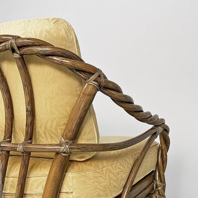 Mid-Century Modern American Rattan and Beige Floreal Fabric Sofa attributed to McGuire, 1970s For Sale - Image 9 of 18