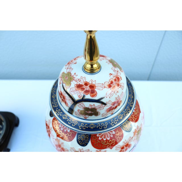 Late 20th-Century Wildwood Japanese Imari Porcelain Ginger Jar Table Lamps, a Pair For Sale - Image 16 of 18