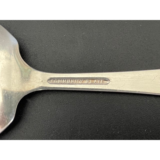 Mid 20th Century Community Plate Coronation 1936 Silverplate Bon Bon Spoon Server For Sale - Image 5 of 7
