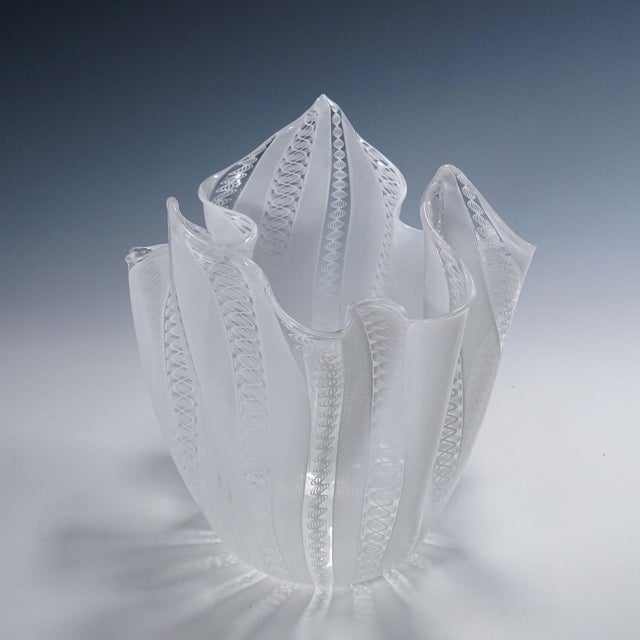 Mid-Century Modern Large Fazzoletto Zanfirico Vase by Fulvio Bianconi for Venini, Venice Murano For Sale - Image 3 of 9