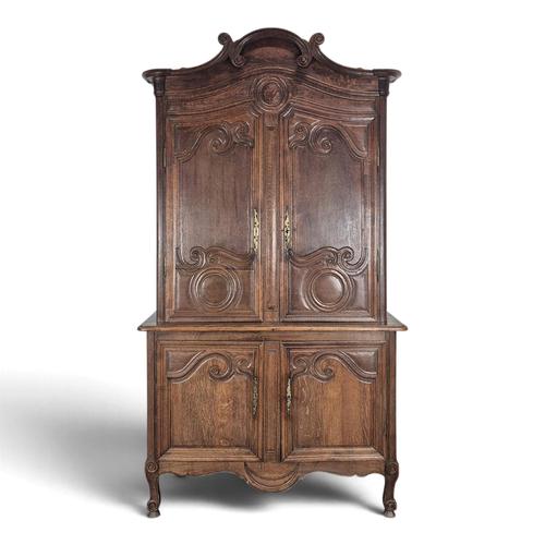 Louis XV Style Cabinet in Carved Oak For Sale - Image 12 of 12