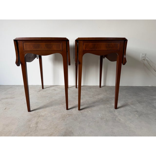 Vintage Mahogany Pembroke Drop-Leaf Nightstands – Pair For Sale - Image 11 of 13