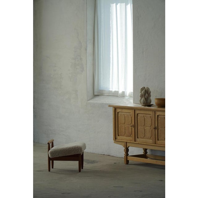 Beige Oak Ottoman with Light Lambswool Upholstery by Eivind A. Johansen for FDB Møbler, 1950s For Sale - Image 8 of 17