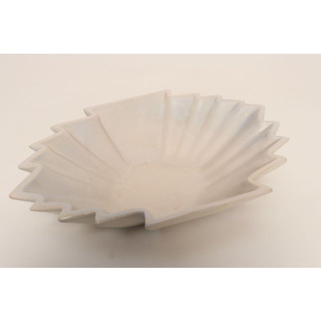 Art Deco Blue and White Matte Ceramic Lorbeek Console Bowl by Weller Pottery For Sale In New York - Image 6 of 18