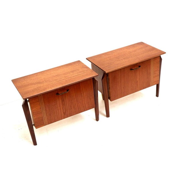Vintage Bedside Tables by Louis Van Teeffelen for Wébé, 1960s, Set of 2 For Sale - Image 3 of 5