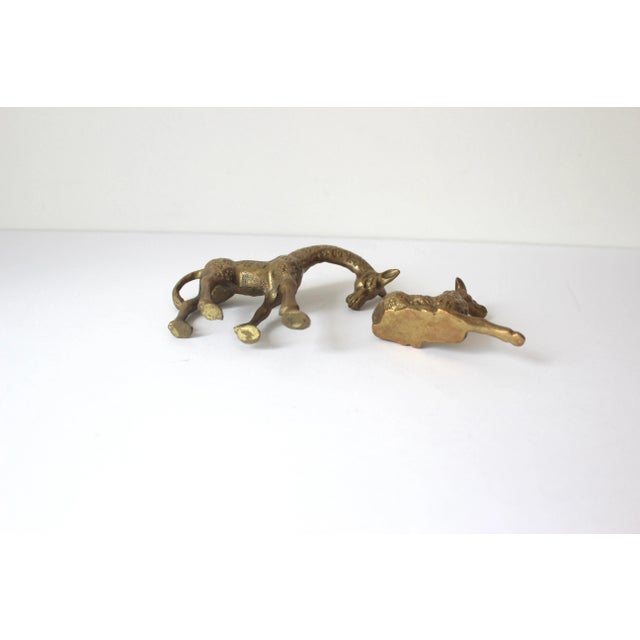 Vintage Small Pair of Vintage Brass Giraffe Figurines For Sale - Image 4 of 8