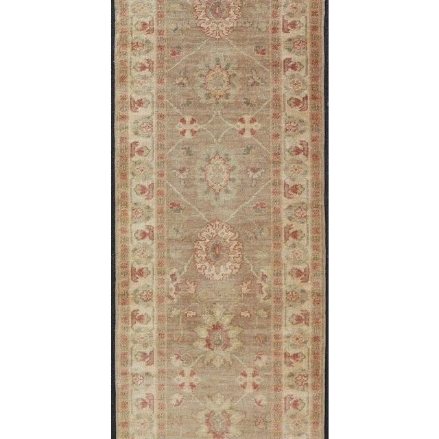 Traditional Long Turkish Oushak Runner With All-Over Design in Light Brown, Tan & Red For Sale - Image 3 of 10