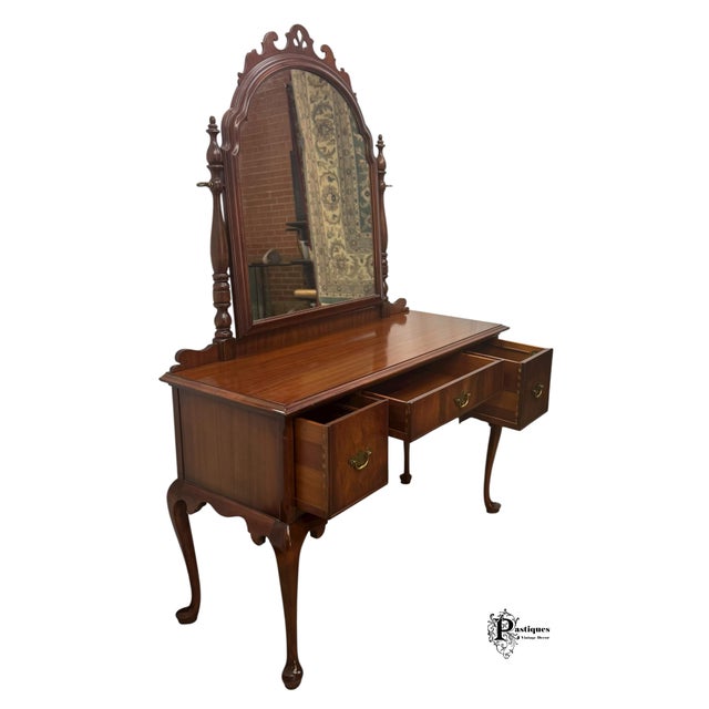 Wood Vintage Berkey & Gay Traditional Chippendale Style Mahogany Vanity & Mirror For Sale - Image 7 of 10