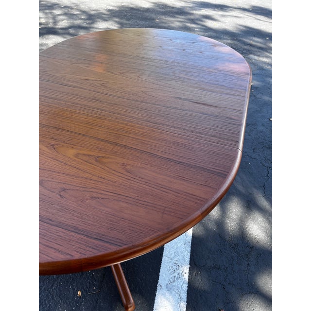 Mid Century Nordic Modern Teak Extendable Dining Table For Sale - Image 10 of 18