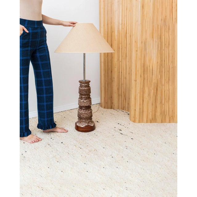 XXL vintage floor lame with lampshade from 1960s! The perfect Mid-Century design object that dominates the space through...