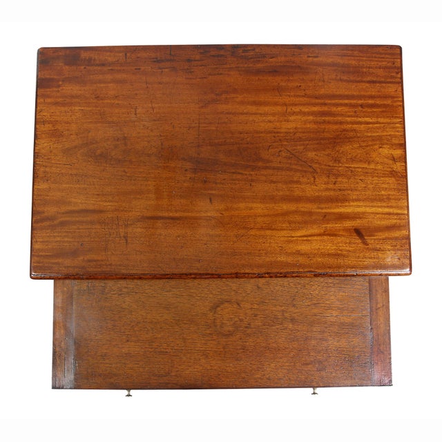 Traditional Late 18th Century George III Mahogany Bachelors Chest of Drawers For Sale - Image 3 of 10