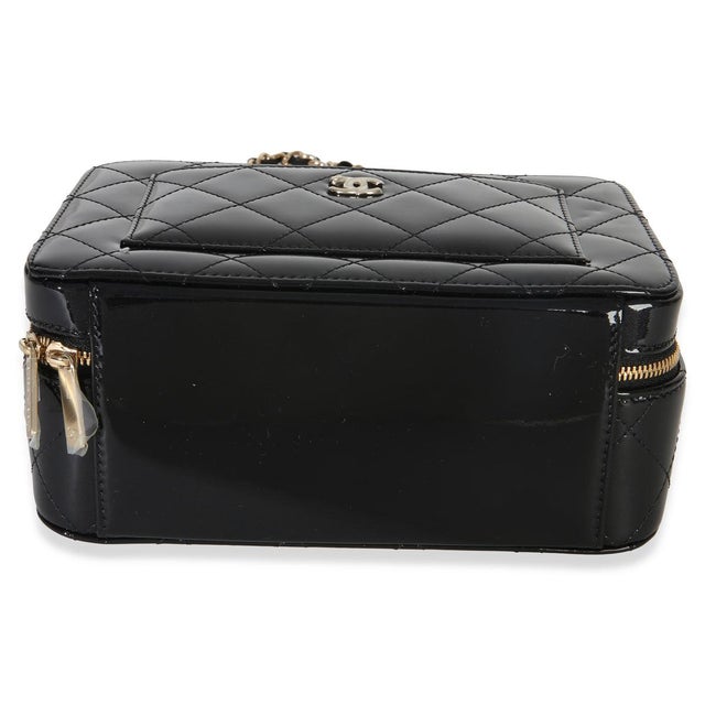 2010s Black Quilted Patent Top Handle Vanity With Chain For Sale - Image 5 of 9