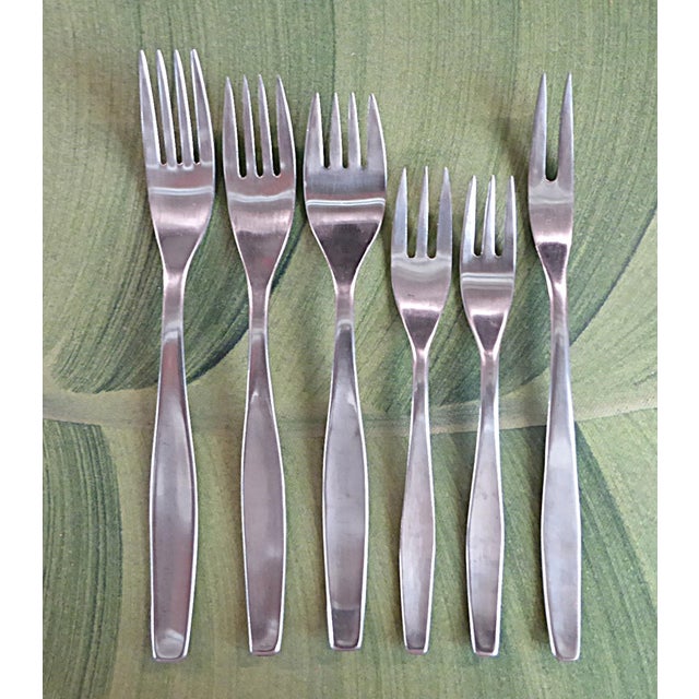 Modern J. A. Henckels's AZUR Tableware (111 pieces) which was discontinued in 1969. It was made from high-quality durable...