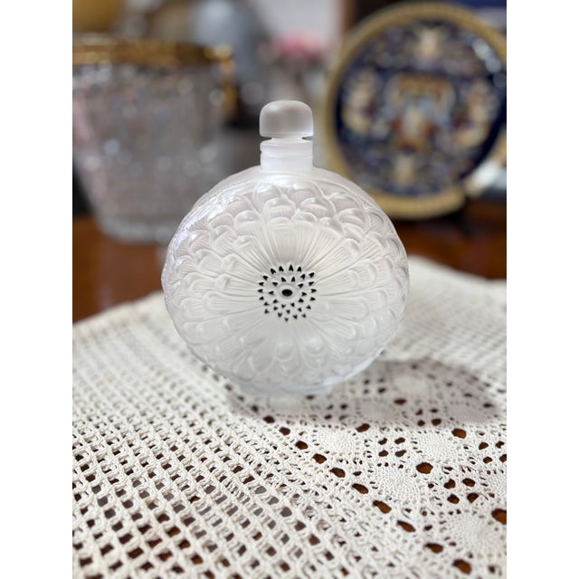 Art Deco Perfume Bottle by René Lalique for Lalique, France, 1930s For Sale - Image 17 of 17