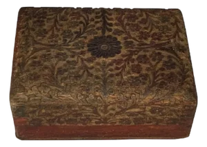 Early 20th Century Folk Art Anglo-Indian Sheesham Box: Hand-Carved Arabesque Floral Design